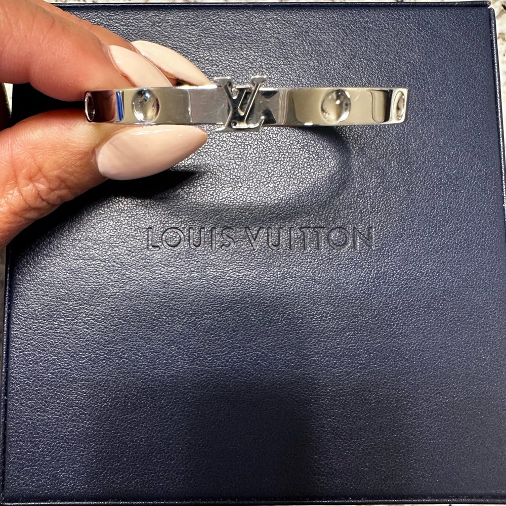 Louis Vuitton Empreinte Bracelet 18k White Gold